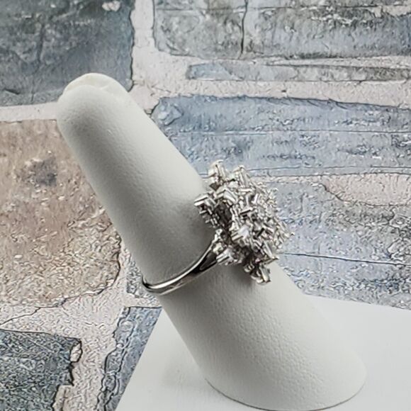 Silver Plated Cubic Zirconia Snowflake Spinner Ring Size 7 MSRP $150 - Picture 6 of 8